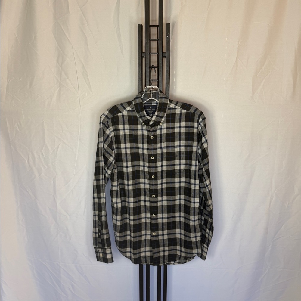 American Eagle Outfitters Black and‎ White Checkered Shirt